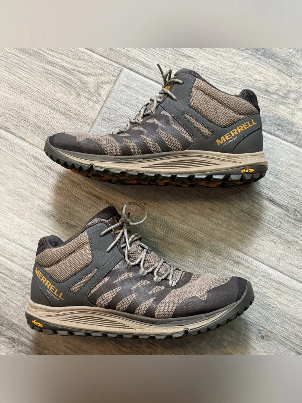 Merrell Men's Nova 2 Mid Waterproof Hiking Boots Size 12 Vibram Outdoors